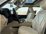 Toyota Land Cruiser VX 2025